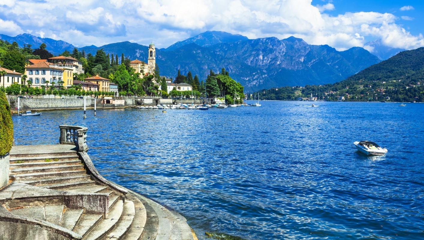 header picture of tour Discover Europe