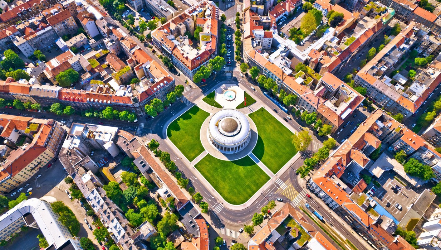 header picture of tour East of Europe